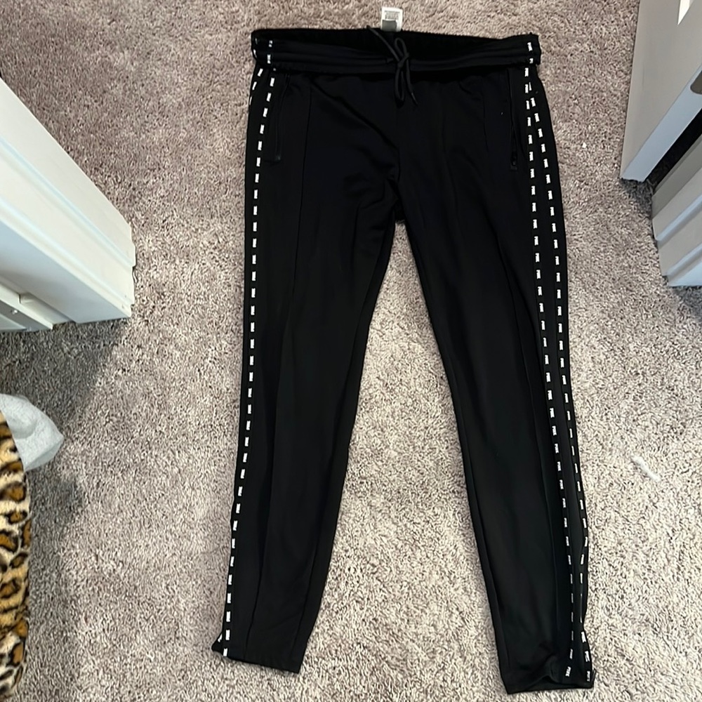 VS PINK JOGGERS